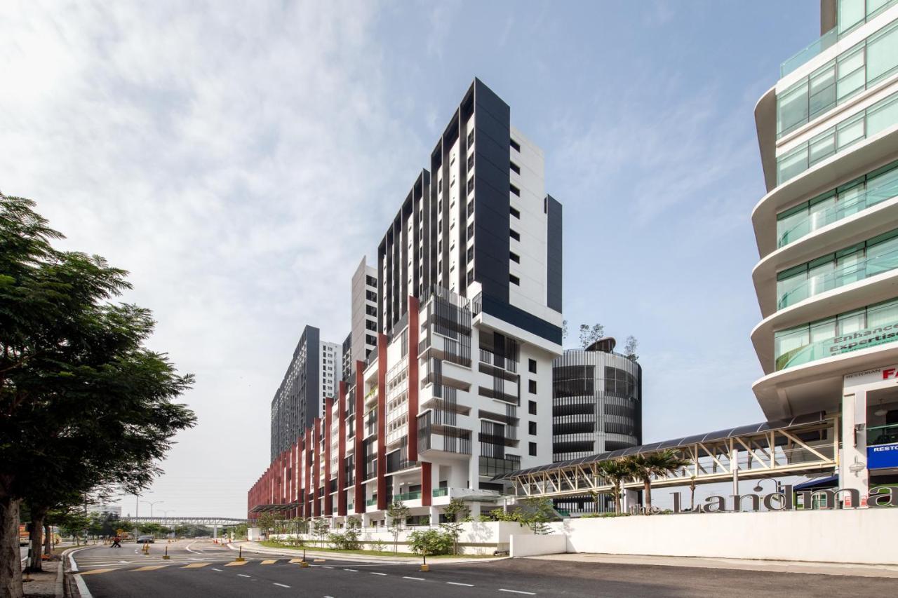 The Canvas Hotel Klang Kültér fotó