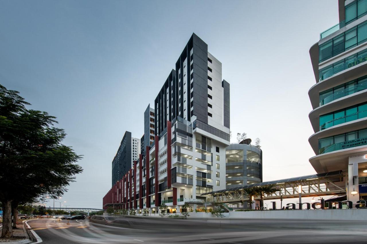 The Canvas Hotel Klang Kültér fotó